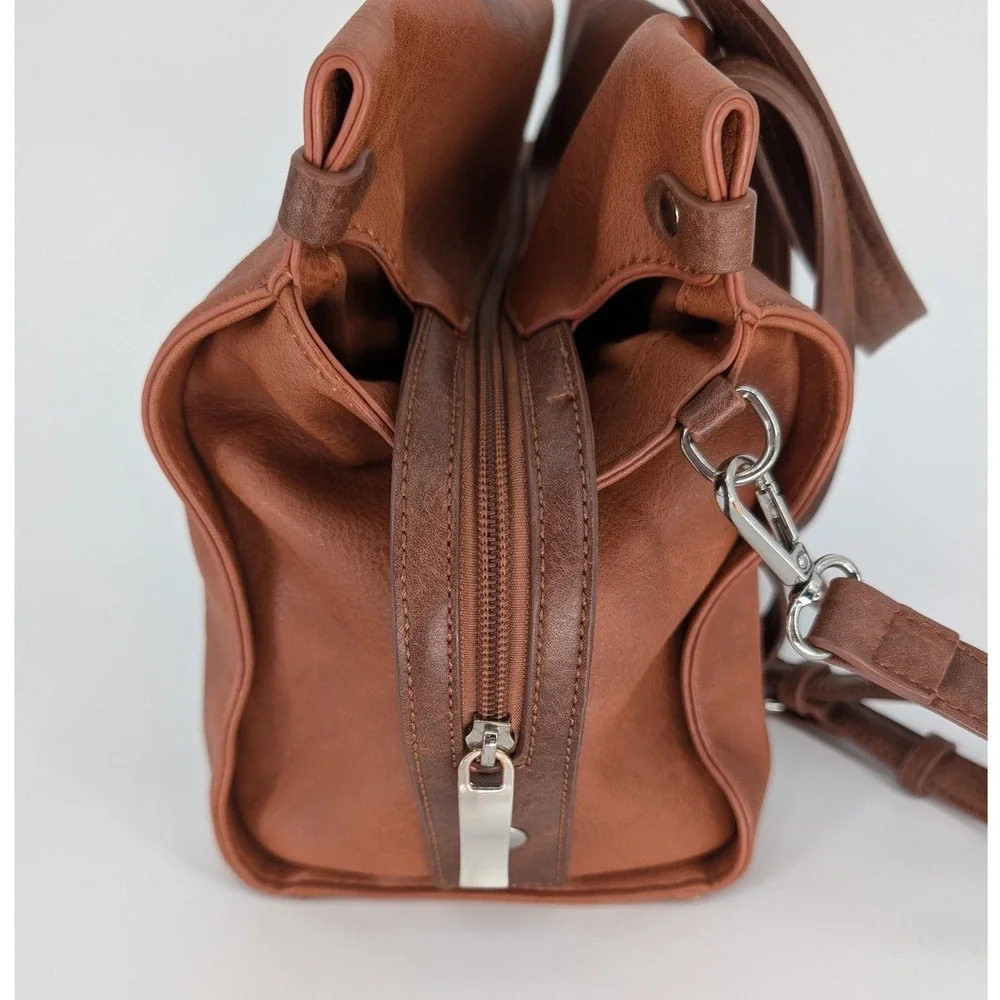 Chillx Satchel Bag Womens Large Brown Vegan Leather Buckle Crossbody Strap Boho